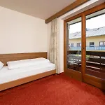 芬肯施泰恩霍夫酒店 3* Finkenstein am Faaker See