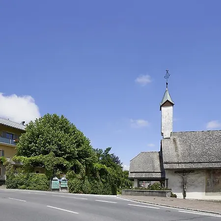 فندق Finkensteiner Hof 3*