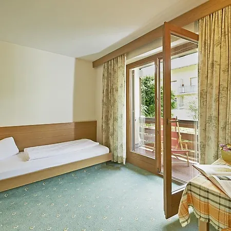 Finkensteiner Hof Otel Finkenstein am Faaker See