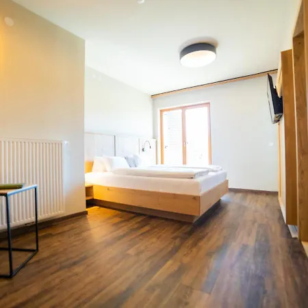 Finkensteiner Hof 3* Finkenstein am Faaker See