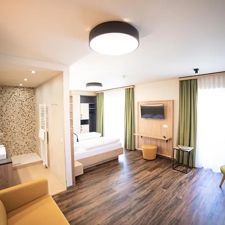 Finkensteiner Hof Otel Finkenstein am Faaker See