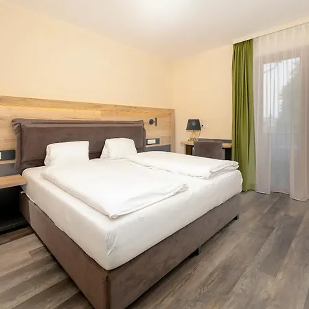 فندق Finkensteiner Hof