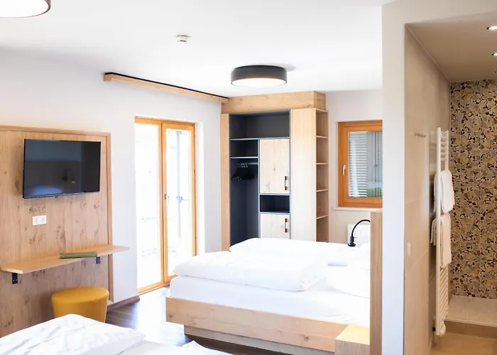 מלון Finkensteiner Hof Finkenstein am Faaker See