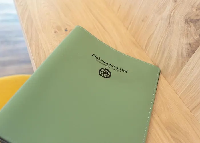 מלון Finkensteiner Hof Finkenstein am Faaker See