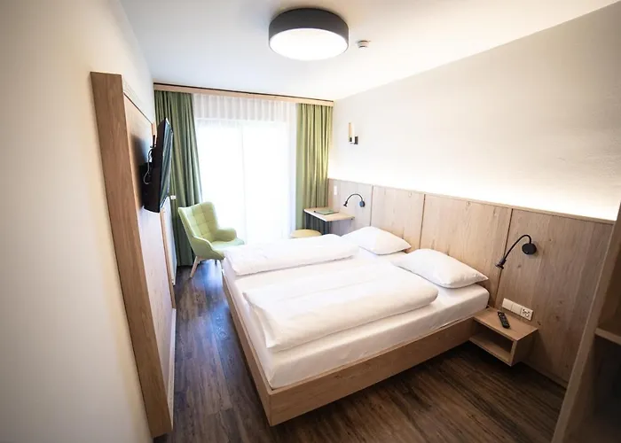 מלון Finkensteiner Hof